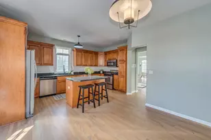 243 Boxcar Ave, Naperville, IL 60540 - Photo 15