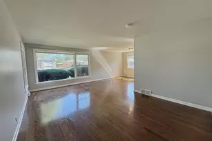 15530 University Ave, Dolton, IL 60419 - Photo 7