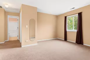 6771 E Wellsley Ct, Gurnee, IL 60031 - Photo 13