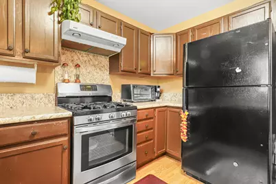 6771 E Wellsley Court, Gurnee, IL 60031 - Photo 5