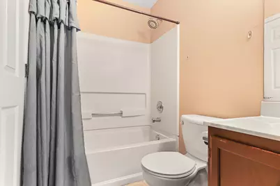 6771 E Wellsley Court, Gurnee, IL 60031 - Photo 9