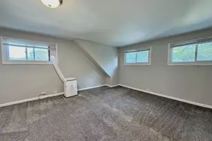 2045 Downey Rd, Homewood, IL 60430 - Photo 9