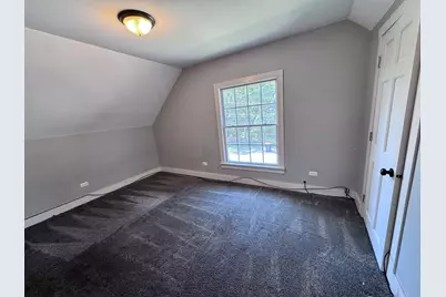 [Address not provided], Elgin, IL 60120 - Photo 9