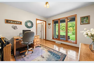 124 N 350 W, Valparaiso, IN 46385 - Photo 5