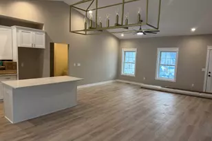 265 Creekside Dr, Byron, IL 61010 - Photo 3