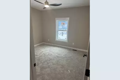 265 Creekside Drive, Byron, IL 61010 - Photo 5