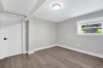 2109 W Eastwood Avenue #G, Chicago, IL 60625 - Photo 13