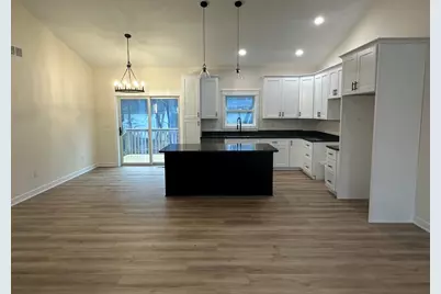 309 Creekside Drive, Byron, IL 61010 - Photo 3