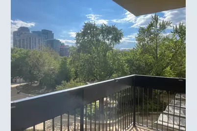 1360 N Sandburg Terrace #401C, Chicago, IL 60610 - Photo 7