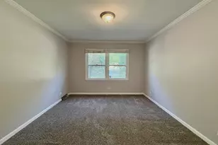 340 N Illinois Ave, Glenwood, IL 60425 - Photo 7