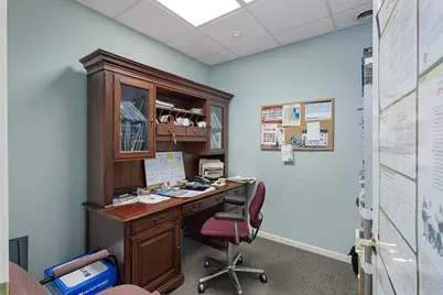 942 E State Street, Geneva, IL 60134 - Photo 37