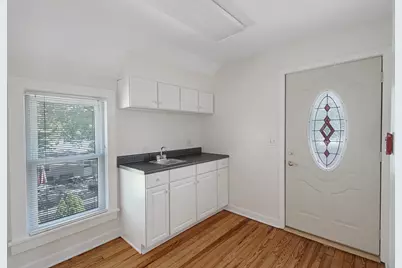 942 E State Street, Geneva, IL 60134 - Photo 13
