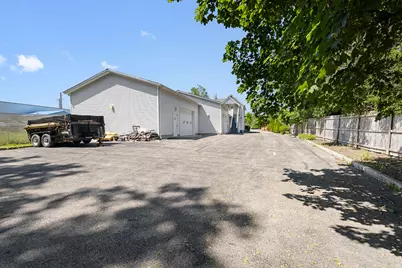 942 E State Street, Geneva, IL 60134 - Photo 45