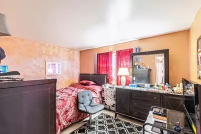 1617 N 35th Avenue, Melrose Park, IL 60160 - Photo 25