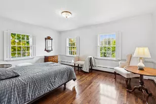 1053 Laurie Ln, Burr Ridge, IL 60527 - Photo 21