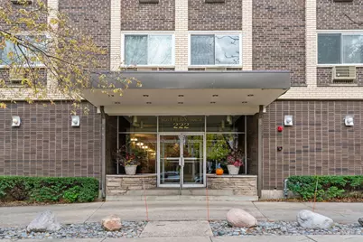 222 N Grove Avenue #2B, Oak Park, IL 60302 - Photo 3