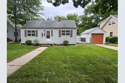 16 S Clifton Avenue, Elgin, IL 60123 - Photo 1