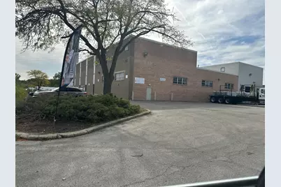 543 W Algonquin Road, Arlington Heights, IL 60005 - Photo 3