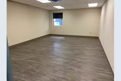 543 W Algonquin Road, Arlington Heights, IL 60005 - Photo 11