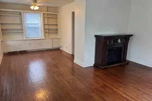 465 Slade Ave, Elgin, IL 60120 - Photo 3