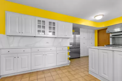 2020 Glenview Road, Rockford, IL 61107 - Photo 11