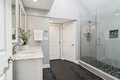 19330 W Lake View Avenue, Mundelein, IL 60060 - Photo 21