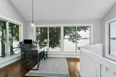 19330 W Lake View Avenue, Mundelein, IL 60060 - Photo 11