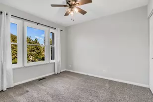 1282 Berkshire Ln, Grayslake, IL 60030 - Photo 19