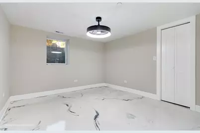 8600 E Prairie Road, Skokie, IL 60076 - Photo 35