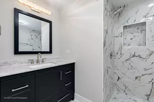 8600 E Prairie Rd, Skokie, IL 60076 - Photo 33