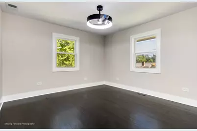 8600 E Prairie Road, Skokie, IL 60076 - Photo 27