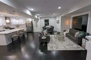 8600 E Prairie Rd, Skokie, IL 60076 - Photo 15