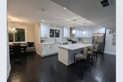 8600 E Prairie Road, Skokie, IL 60076 - Photo 11