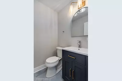 8600 E Prairie Road, Skokie, IL 60076 - Photo 23