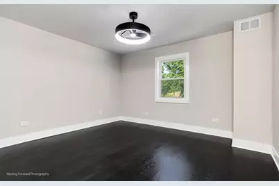 8600 E Prairie Road, Skokie, IL 60076 - Photo 29