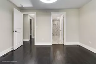 8600 E Prairie Rd, Skokie, IL 60076 - Photo 31