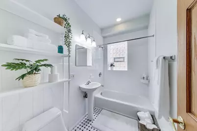 1914 W Chase Avenue #106, Chicago, IL 60626 - Photo 13