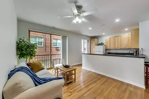 1914 W Chase Ave, Chicago, IL 60626 - Photo 11