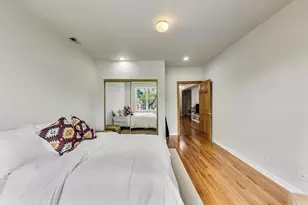 1914 W Chase Ave, Chicago, IL 60626 - Photo 9