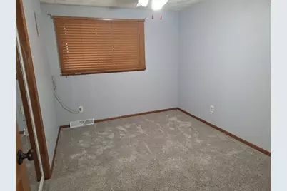 2117 US Rt 30, West Brooklyn, IL 61378 - Photo 17