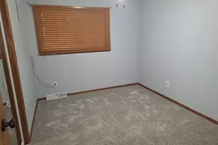 2117 US Rt 30, West Brooklyn, IL 61378 - Photo 17