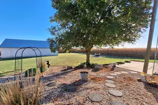 2117 US Rt 30, West Brooklyn, IL 61378 - Photo 23