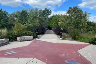 445 Village Green Ct, Lincolnshire, IL 60069 - Photo 35