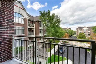 445 Village Green Ct, Lincolnshire, IL 60069 - Photo 29