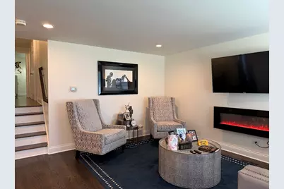 15427 Minerva Avenue, Dolton, IL 60419 - Photo 3