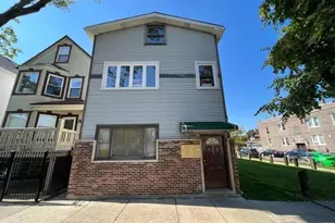 2956 N Hamlin Ave, Chicago, IL 60618 - Photo 1