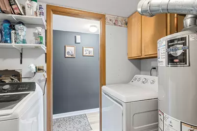 1549 Hollytree Lane, Crystal Lake, IL 60014 - Photo 17