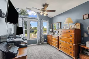 1549 Hollytree Ln, Crystal Lake, IL 60014 - Photo 25