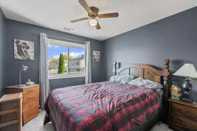 1549 Hollytree Lane, Crystal Lake, IL 60014 - Photo 19