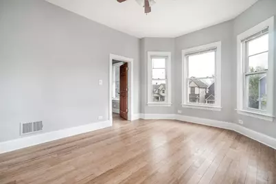 4326 N Avers Avenue #2, Chicago, IL 60618 - Photo 13